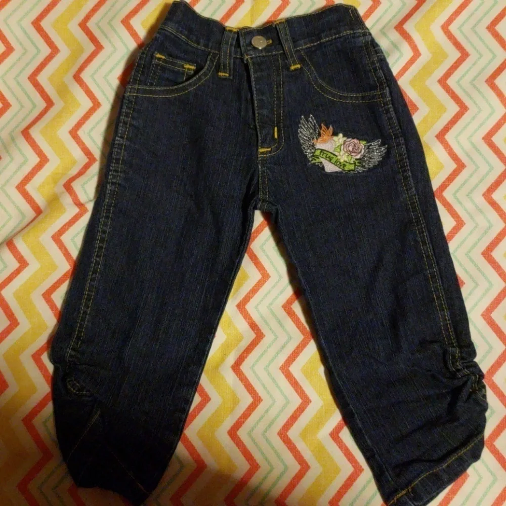 Little girls jeans and skirt size 3t
